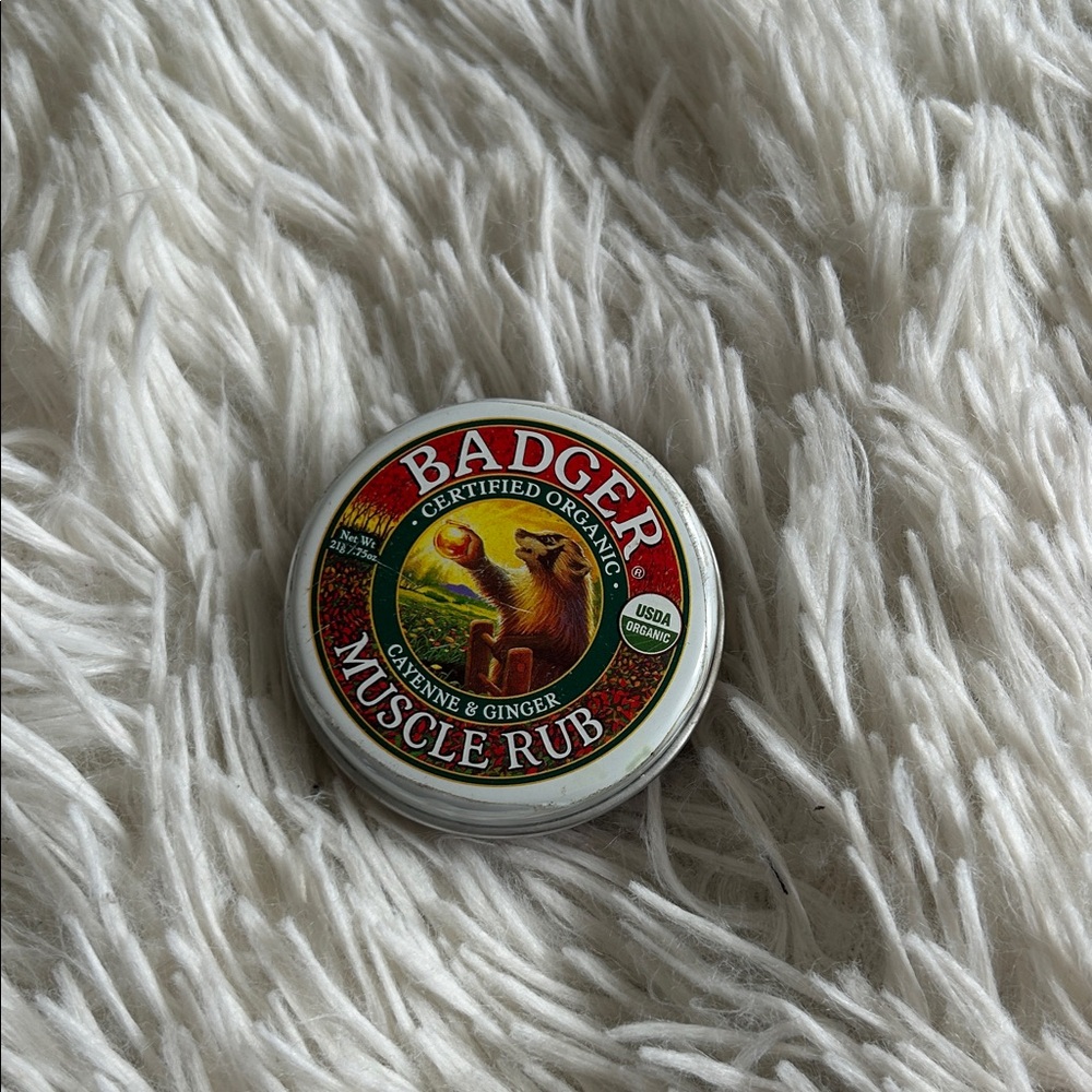 Muscle Rub Cayenne & Ginger - White Tin, never used
